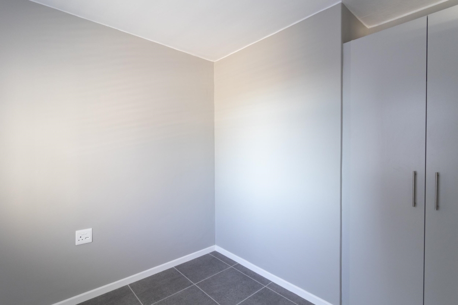 To Let 2 Bedroom Property for Rent in Olifantskop Western Cape